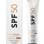 MÁDARA Napvédő krém arcra növényi őssejtekkel, SPF50, 40 ml